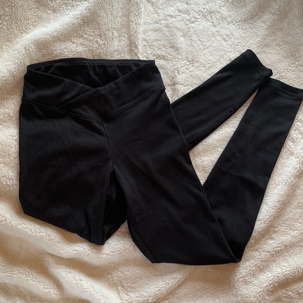black leggings